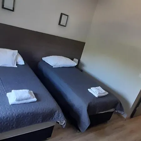 Bartnik ホテル Pszczółki