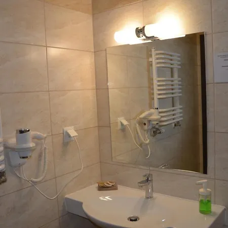 Bartnik Hotel 2*