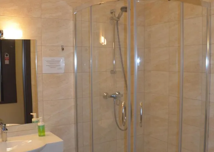 Bartnik Otel Pszczółki